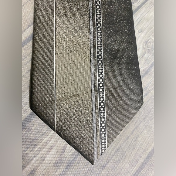 George Necktie Mens Pewter Gold-tone Polyester Clip On Suit 20” Long Neck Tie - Picture 5 of 7